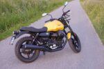 Moto Guzzi V7 Stone 16