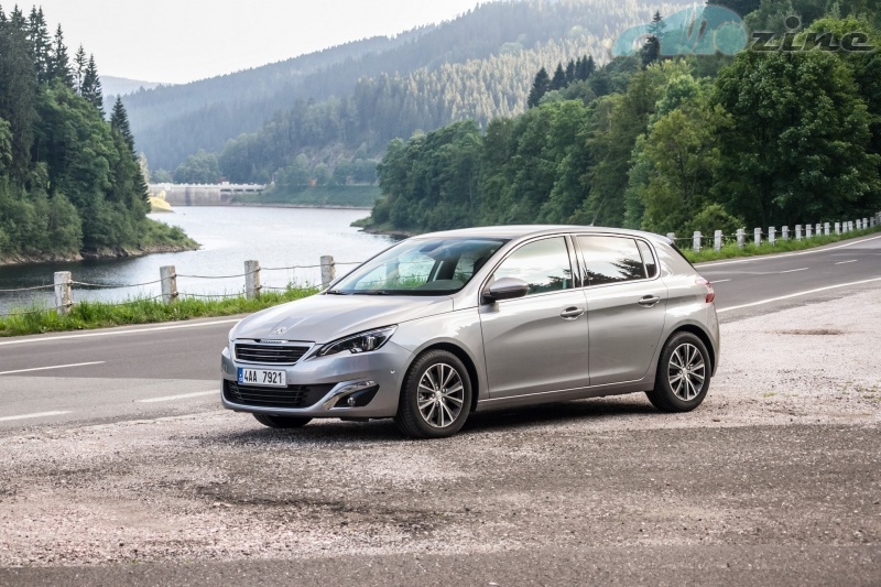 TEST Peugeot 308 2.0 BlueHDi AT - Francouzský šarm