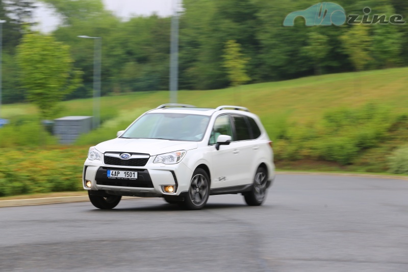 TEST Subaru Forester XT