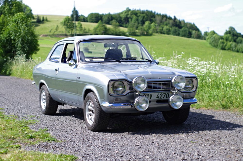 Za volantem Legendy: Ford Escort 1600